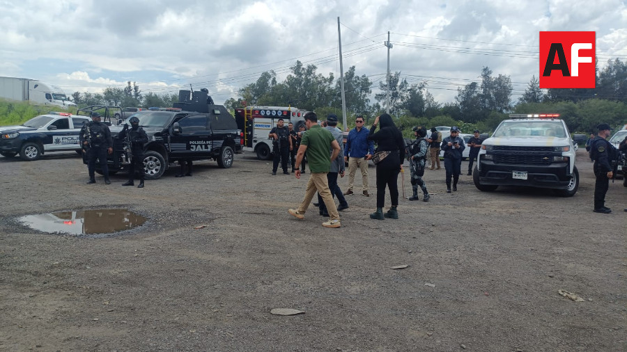 Jalisco realiza primer simulacro de bloqueos con vehículos incendiados2