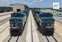 Llegan las primeras 12 locomotoras del Tren Maya de carga; prevén inaugurar el sistema en 2027