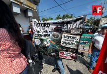 Protestan en Colima contra proyecto del nuevo puerto interior en la Laguna de Cuyutlán