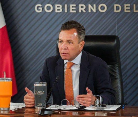 Gobernador de Jalisco presentó ante Congreso Plan hídrico para sanear el agua potable