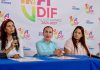 Presenta Tey Gutiérrez becas escolares para transporte