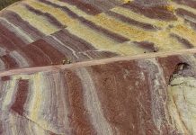 Los colores del cerro de La Salada revelan una historia geológica de 100 millones de años: experto de la UdeC