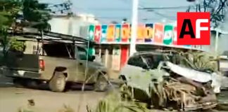 Choque entre dos vehículos en Santiago, Manzanillo, deja un lesionado y daños materiales
