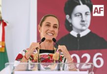 “Las mujeres somos el alma de la nación”: Sheinbaum entrega tarjetas de Pensión Mujeres Bienestar en Michoacán