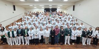 Entrega IMSS Colima constancias a pasantes de Enfermería que concluyen Servicio Social