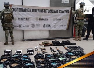 Marina detiene a presuntos infractores de la ley y asegura un vehículo, armamento, municiones y diversas sustancias ilícitas en Mazatlán, Sinaloa