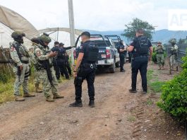 Investigan agresión balazos a policías de Acatlán de Juárez Jalisco