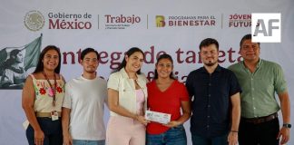 Gobernadora acompañó la entrega de 186 tarjetas de JCF para jóvenes villalvarenses
