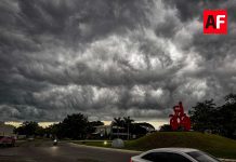 Persisten las lluvias en Colima; Conagua vigila posible desarrollo ciclónico en el Pacífico