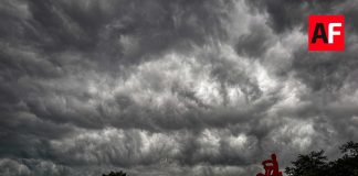 Persisten las lluvias en Colima; Conagua vigila posible desarrollo ciclónico en el Pacífico