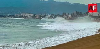 Polo se degrada a categoría 4 y comienza a alejarse de Colima; oleaje sigue siendo el principal riesgo: UEPC