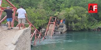 Colapsa puente de La Boquita en Manzanillo; dos personas sufren lesiones menores