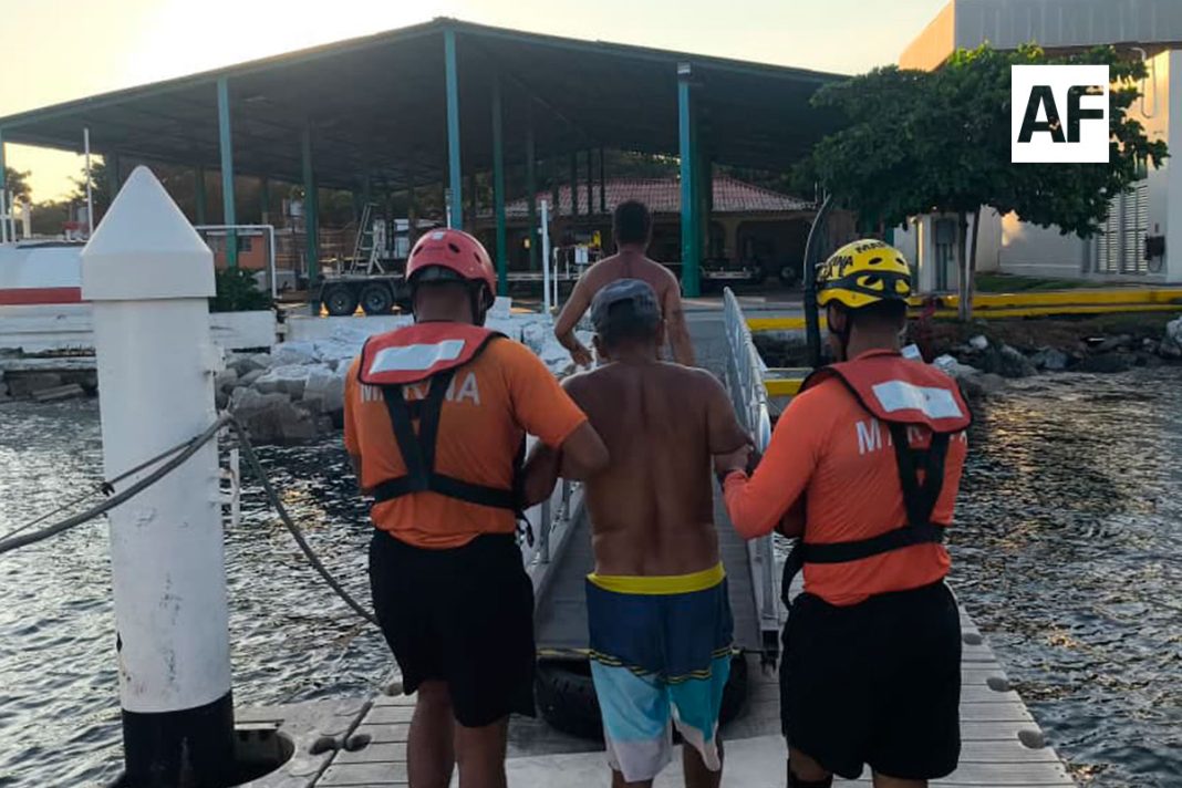 rescate-marina-manzanillo-chamela