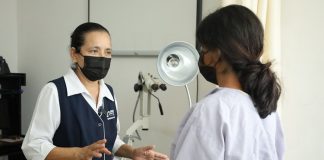 Salud Colima: unidades médicas realizan exploración clínica gratuita para la detección oportuna de cáncer de mama