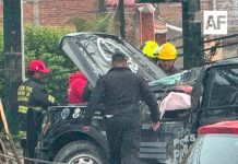Choque entre patrulla y camión urbano deja dos policías estatales lesionados en Guadalajara