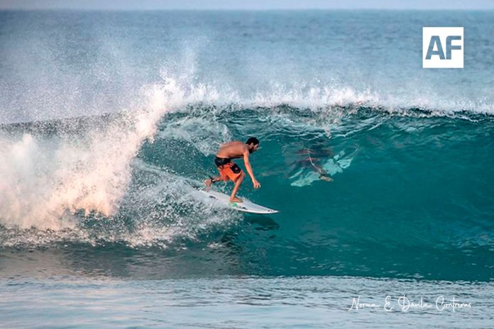 surfing-colima-pascuales-01