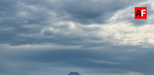 Prevén lluvias, oleaje elevado y temperaturas de hasta 40 °C en Colima este viernes