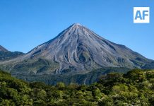 Volcán de Colima continúa estable y con baja actividad: UEPC