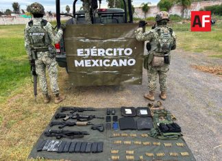 Aseguran armas, cartuchos y equipo táctico en Lagos de Moreno