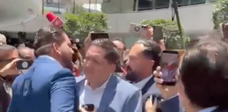 Jaloneos e insultos en la Comisión Permanente entre Arturo Ávila y Carlos Gutiérrez