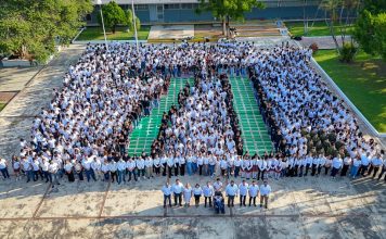 Se suma rector de la UdeC a festejos por el 71 aniversario del Bachillerato Uno