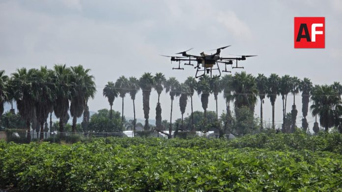 Gobierno de Tlaquepaque apoya con tecnología a los agricultores3