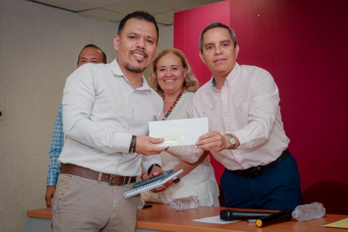 Jesús López de la Cruz, nuevo delegado del campus Coquimatlán_a