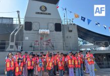La Sexta Región Naval recibe en sus instalaciones a niños del curso de verano “Guardianes del puerto y la naturaleza”
