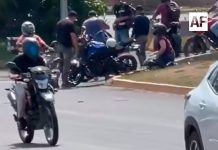 Choque entre motocicletas deja dos lesionados en la zona centro de Manzanillo