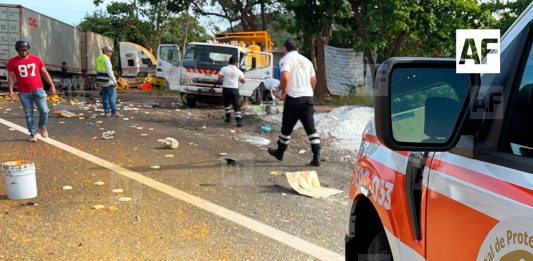 Accidente en la autopista Manzanillo–Colima deja una persona fallecida y cinco atendidas