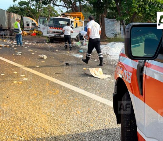 Accidente en la autopista Manzanillo–Colima deja una persona fallecida y cinco atendidas