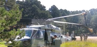 Helicóptero de la Fuerza Aérea realiza aterrizaje de emergencia en Durango; siete personas resultan con contusiones leves