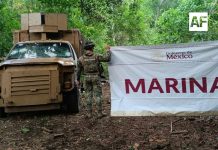 Marina localiza vehículo con blindaje artesanal y explosivos improvisados en Sinaloa