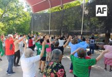 DIF Estatal Colima celebra a personas adultas mayores del CAS, en su día social