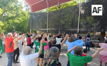 DIF Estatal Colima celebra a personas adultas mayores del CAS, en su día social