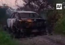Hallan tres cuerpos calcinados dentro de un vehículo incendiado en Tuxpan, Jalisco