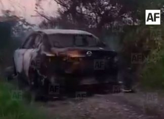 Hallan tres cuerpos calcinados dentro de un vehículo incendiado en Tuxpan, Jalisco