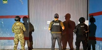 Trabajos de inteligencia permiten asegurar arma larga, droga y 2 vehículos en el municipio de Colima