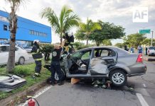 Accidente entre tres vehículos deja cuatro lesionados en Villa de Álvarez
