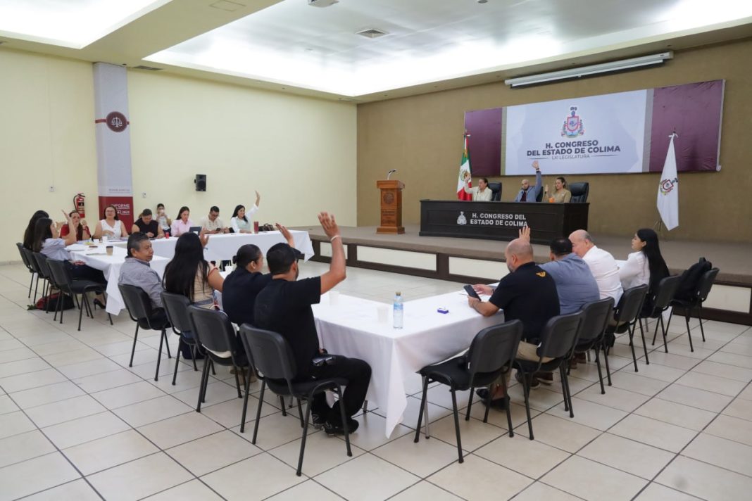 congreso aprueba carreras 01