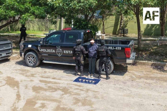 detenidopuertovallarta1
