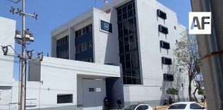Desmantelan casino clandestino y presunto punto de venta de droga en Guadalajara