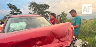 Dos personas resultan lesionadas tras choque en carretera Alcaraces-Quesería