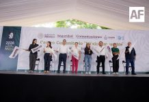 Indira Vizcaíno dio el banderazo para la primera piedra de la construcción del Centro Comunitario ‘México Imparable’ en Colima