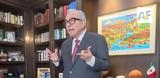 Gobernadores de la 4T llaman a Rocha Moya a la madurez y respaldan a Sheinbaum
