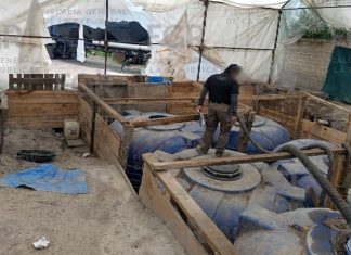 FGR asegura cerca de 45 mil litros de hidrocarburo durante cateo en El Arenal, Jalisco