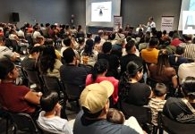 Gobierno de Indira Vizcaíno impulsa el autoempleo como vía hacia la formalidad; participan 350 personas en sesión informativa