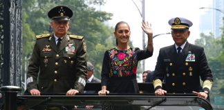 Fuerzas Armadas refrendan respaldo a Sheinbaum durante ceremonia por los Niños Héroes