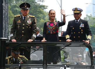 Fuerzas Armadas refrendan respaldo a Sheinbaum durante ceremonia por los Niños Héroes