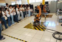 Acercan a estudiantes del Bachillerato 21 a carreras del área de ingeniería